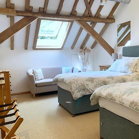 アンドーヴァー South Park Farm Barn Bed & Breakfast 部屋 写真