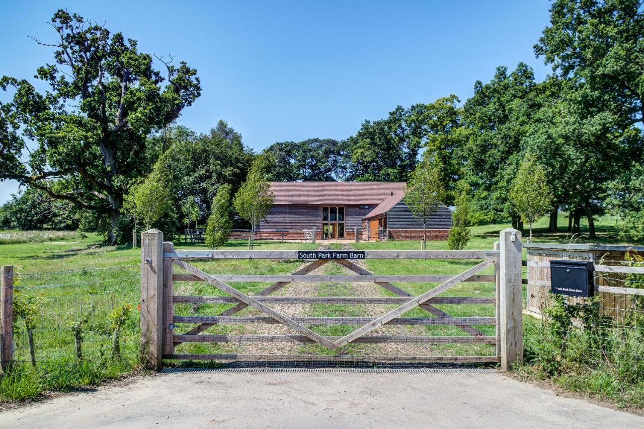 アンドーヴァー South Park Farm Barn Bed & Breakfast エクステリア 写真