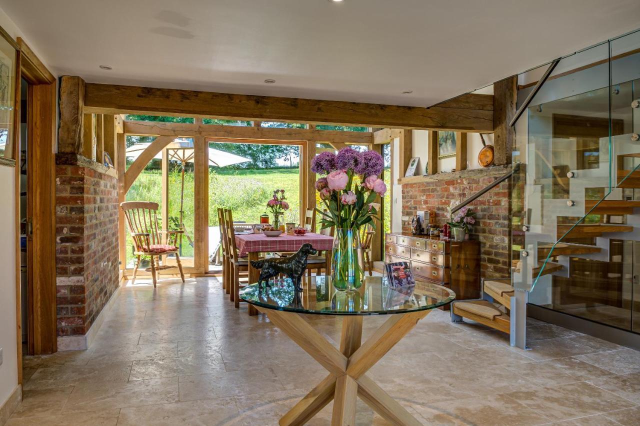 アンドーヴァー South Park Farm Barn Bed & Breakfast エクステリア 写真