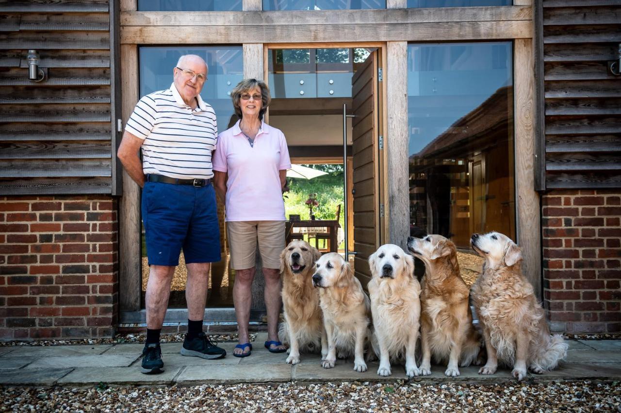 アンドーヴァー South Park Farm Barn Bed & Breakfast エクステリア 写真