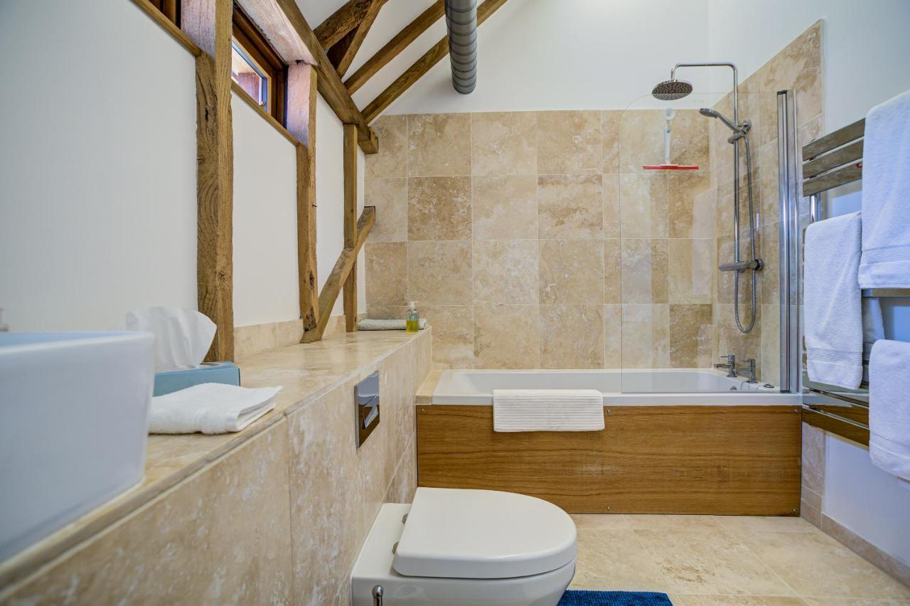 アンドーヴァー South Park Farm Barn Bed & Breakfast エクステリア 写真