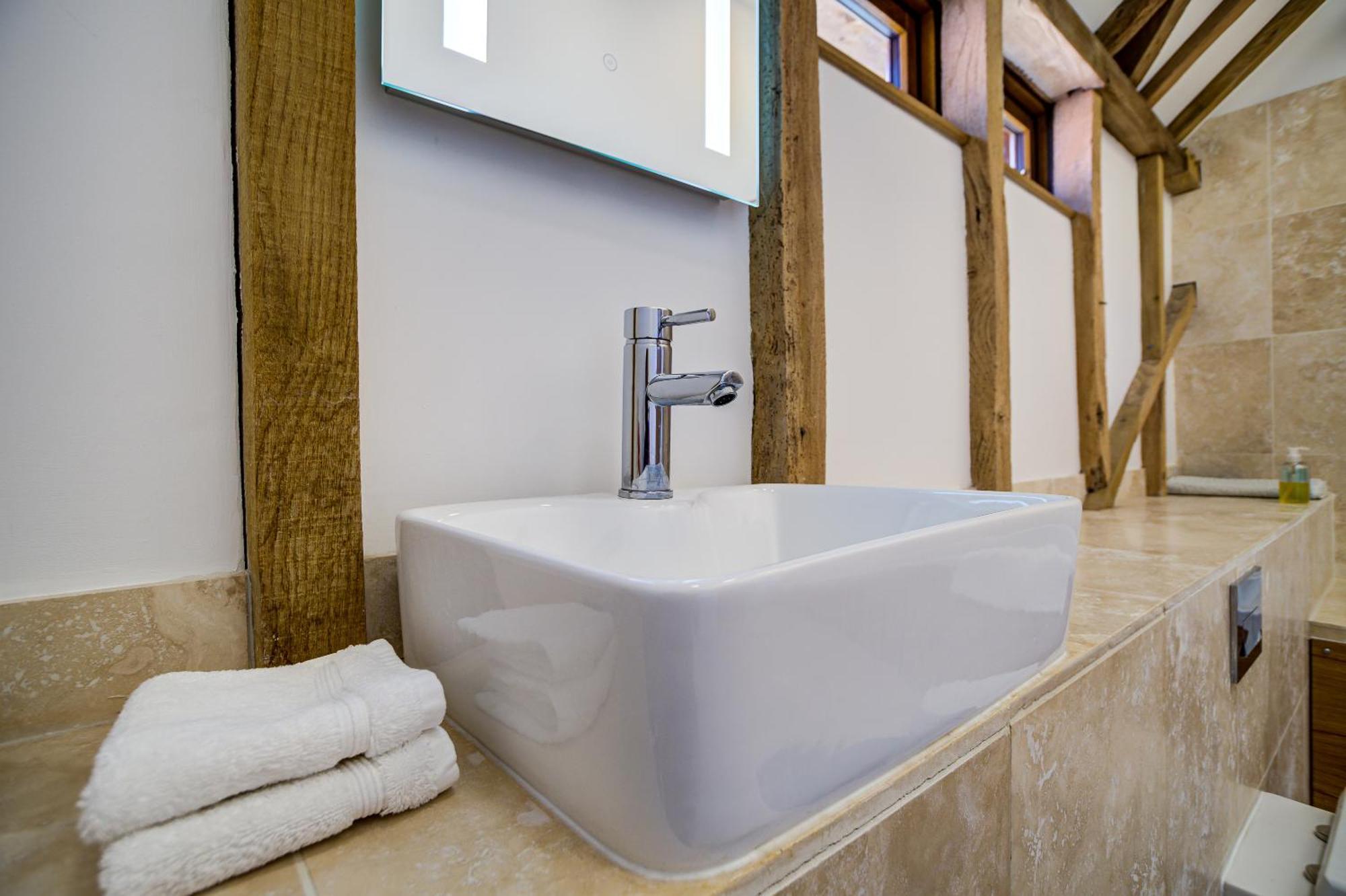 アンドーヴァー South Park Farm Barn Bed & Breakfast 部屋 写真