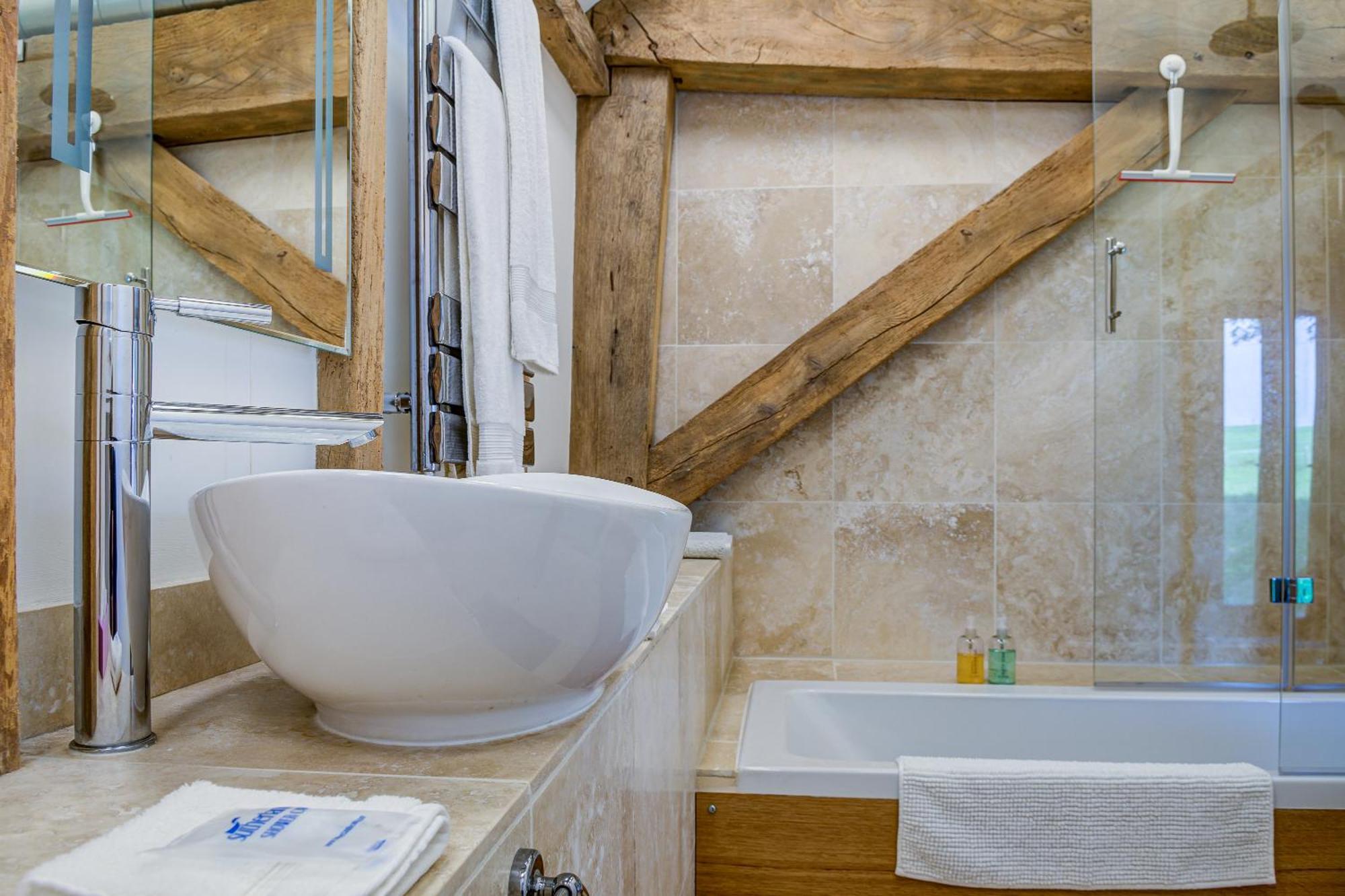アンドーヴァー South Park Farm Barn Bed & Breakfast 部屋 写真